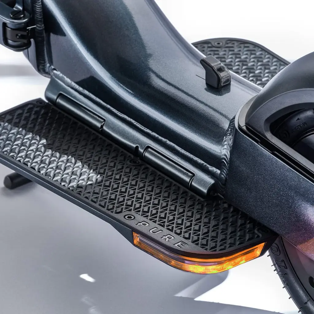 trottinette-pure-flex-plateforme.webp
