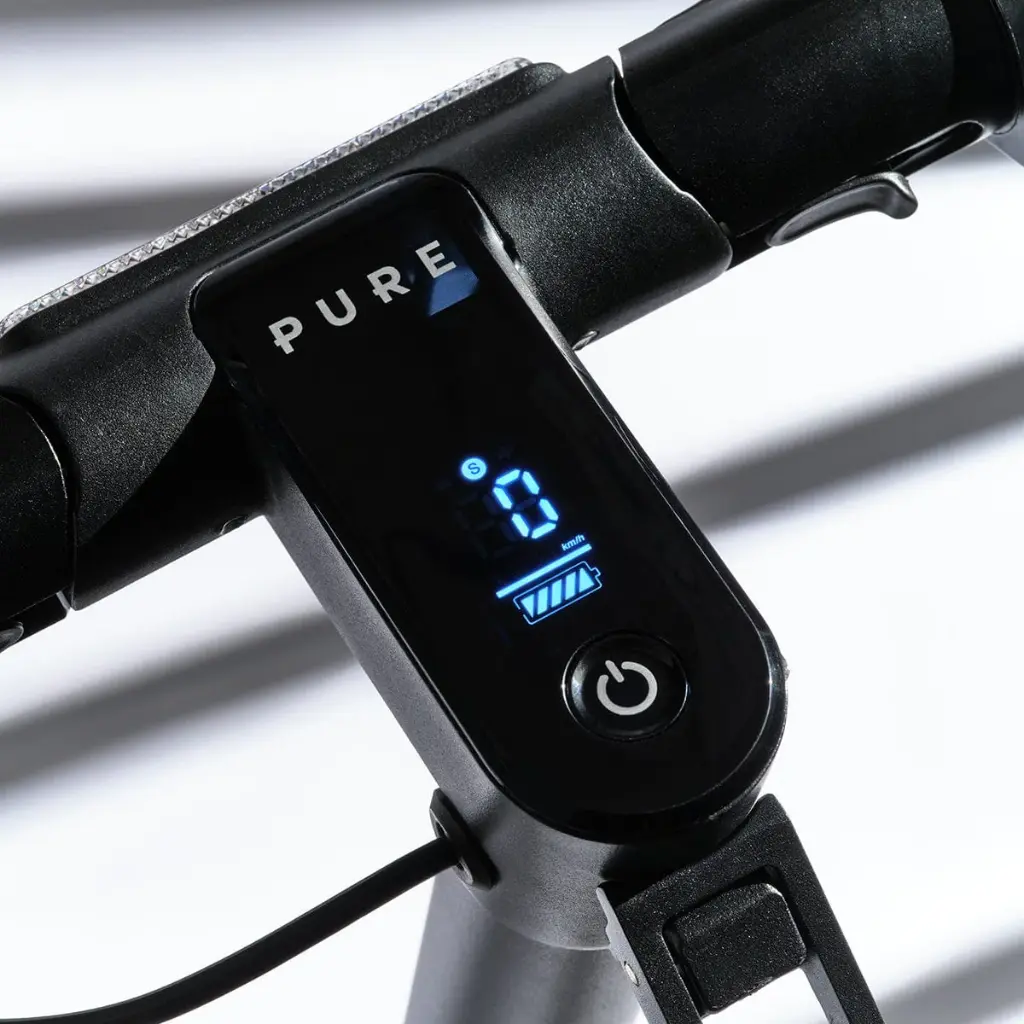 trottinette-pure-flex-controleur.webp